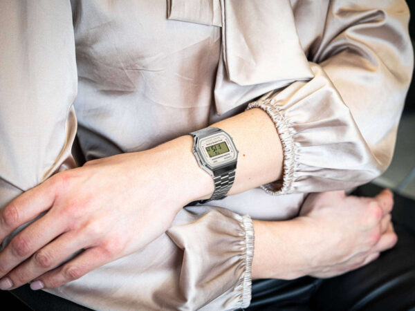Hodinky Casio Vintage A168WA-8AY Pánske náramkové hodiny Karol Bohony