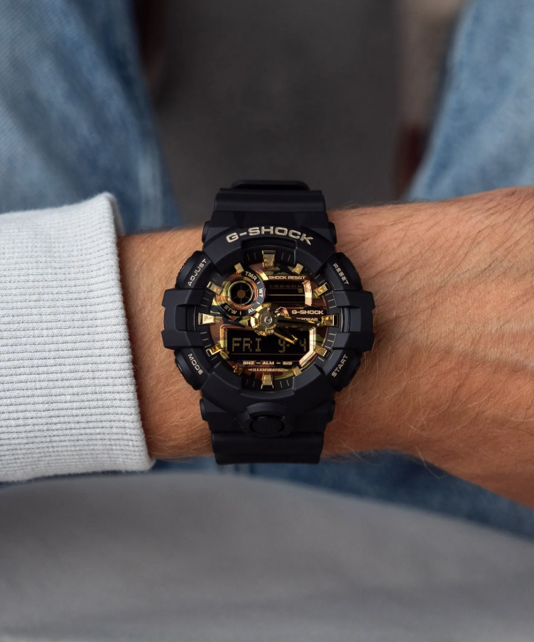 Casio G-Shock Original GA-700CF-1AER Pánske náramkové hodiny Karol Bohony